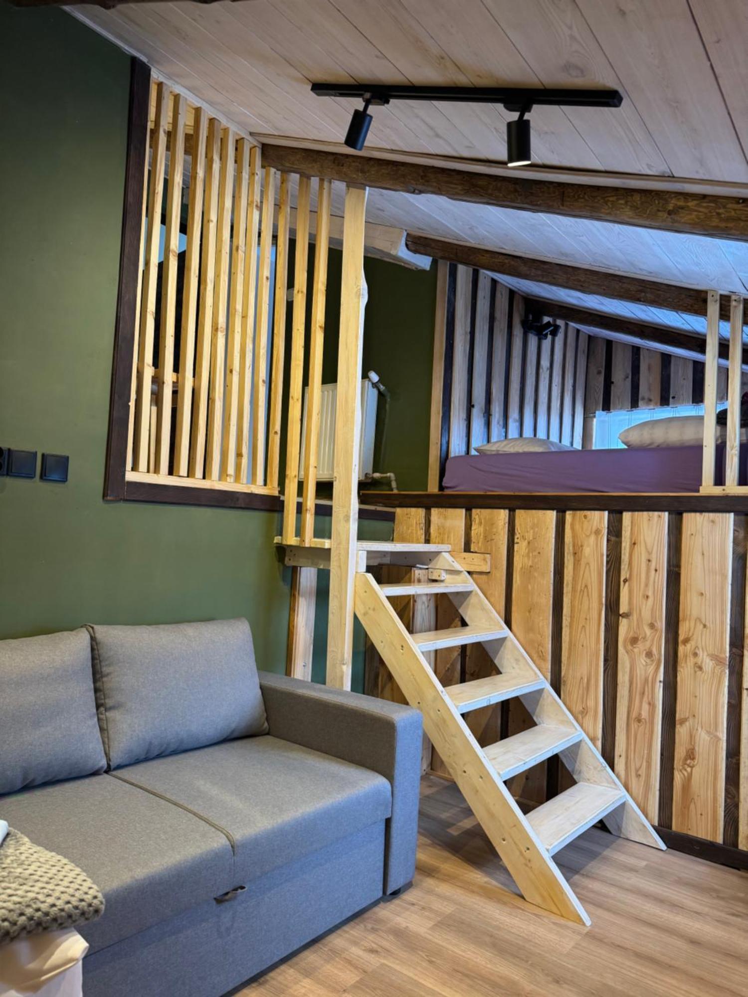 두슈니키 즈드로지 Rancho Panderoza B&B 외부 사진